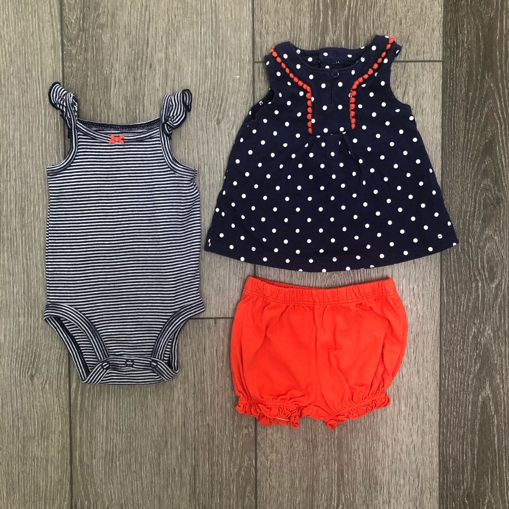 CARTERS 3PC SLEEVELESS BODYSUIT SLEEVELESS SHIRT AND SHORTS SET BLUE RED 3MO